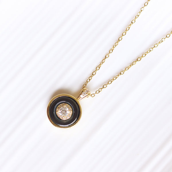Oluv Necklace
