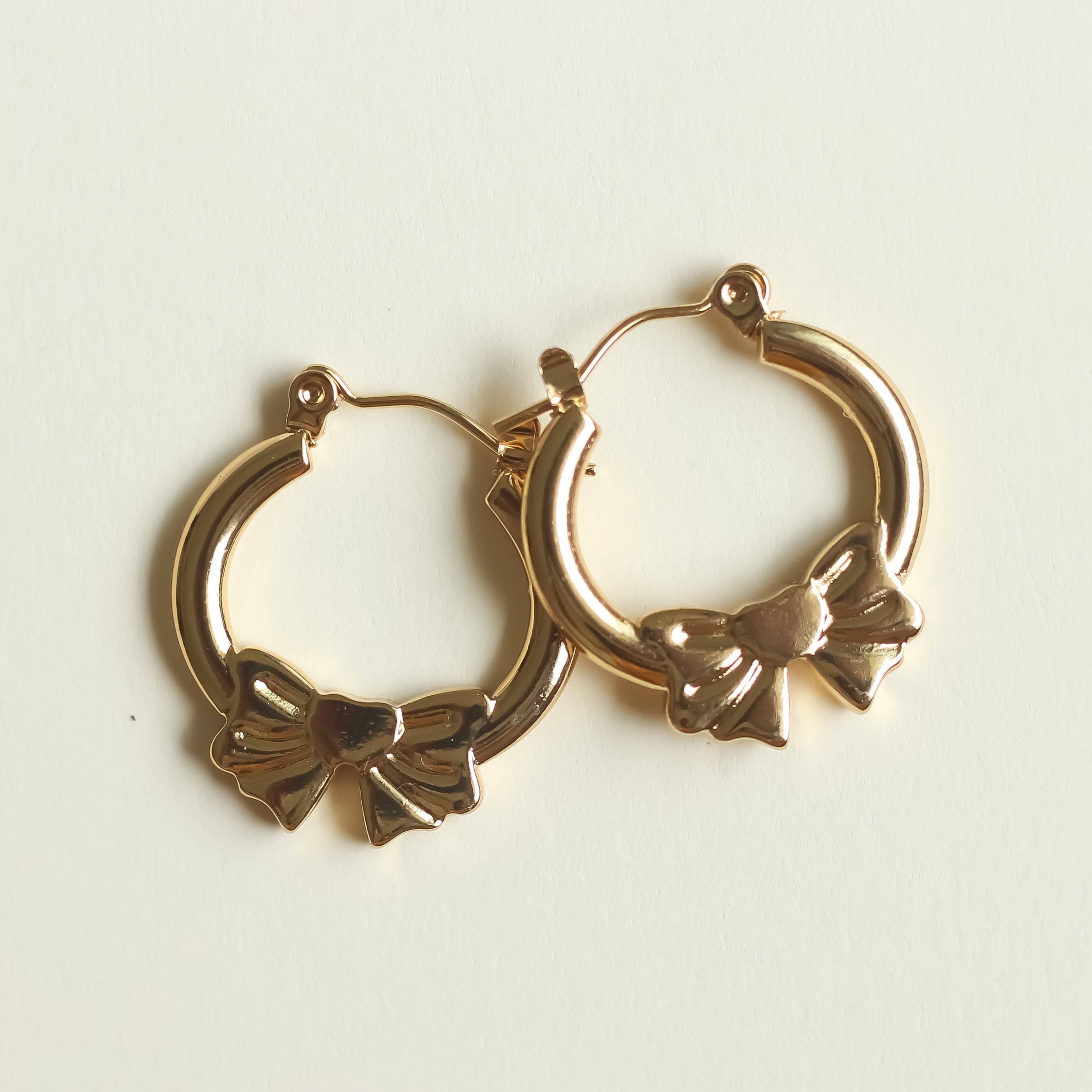 Bow Circle Hoops