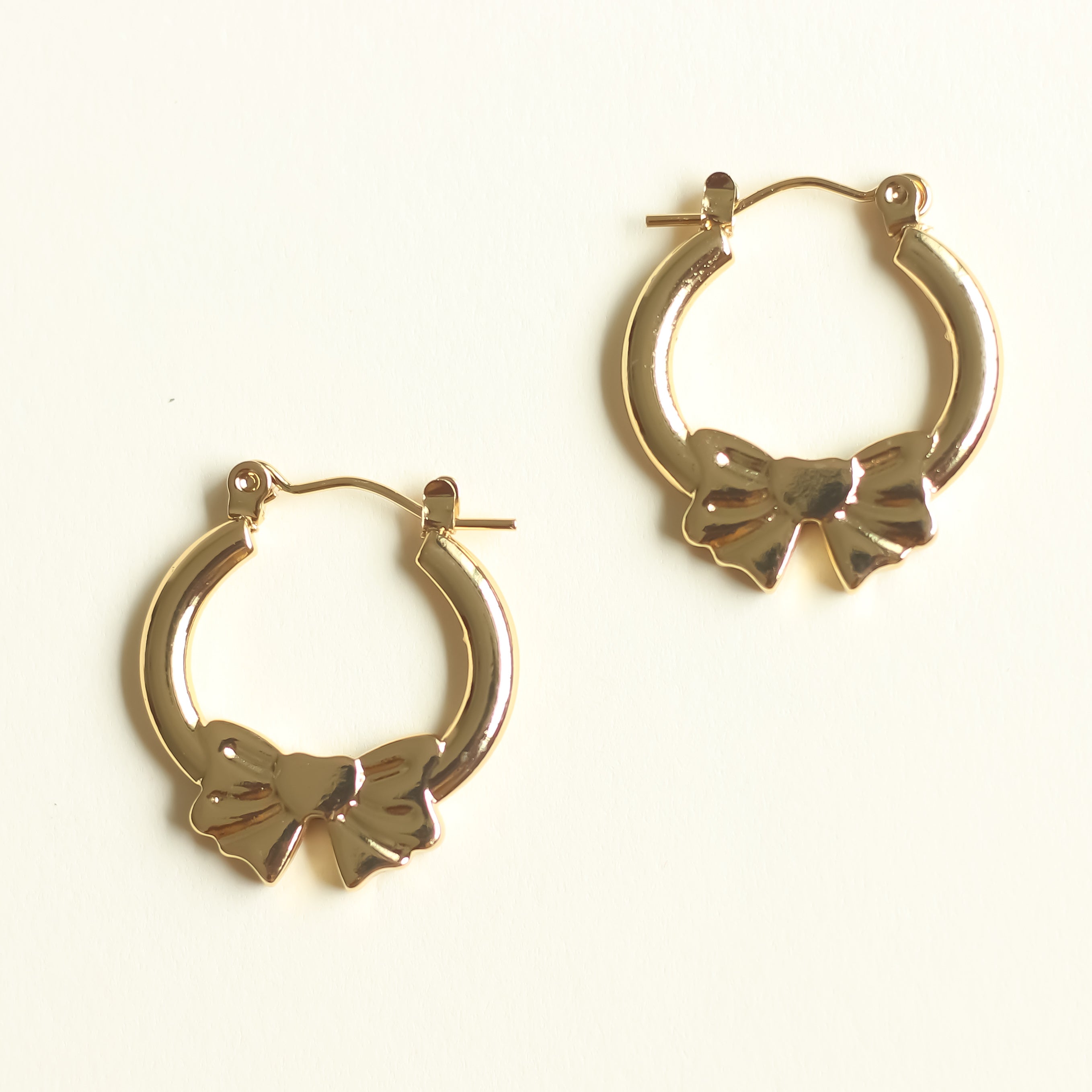 Bow Circle Hoops