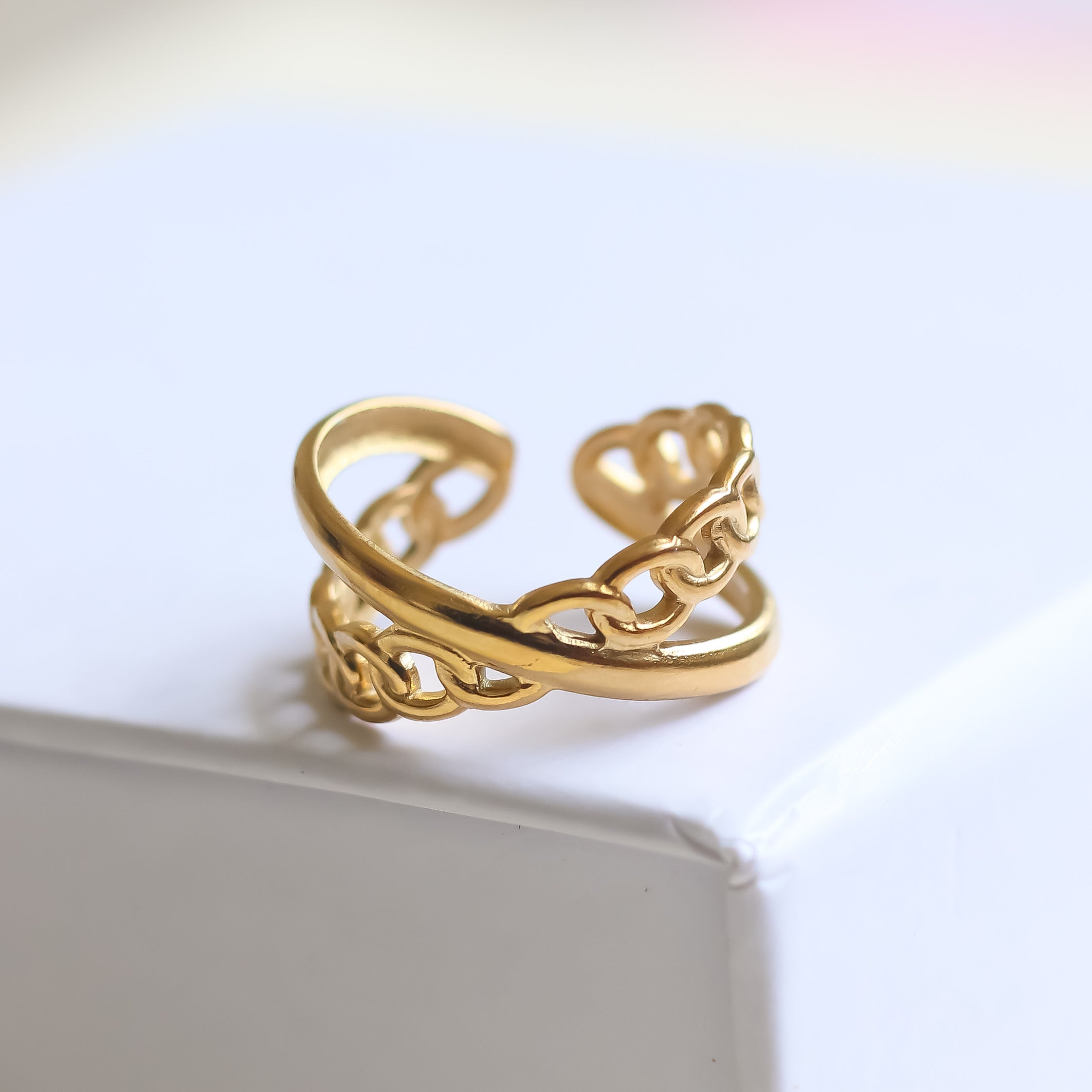 Band Criss Ring | Adjustable Ring