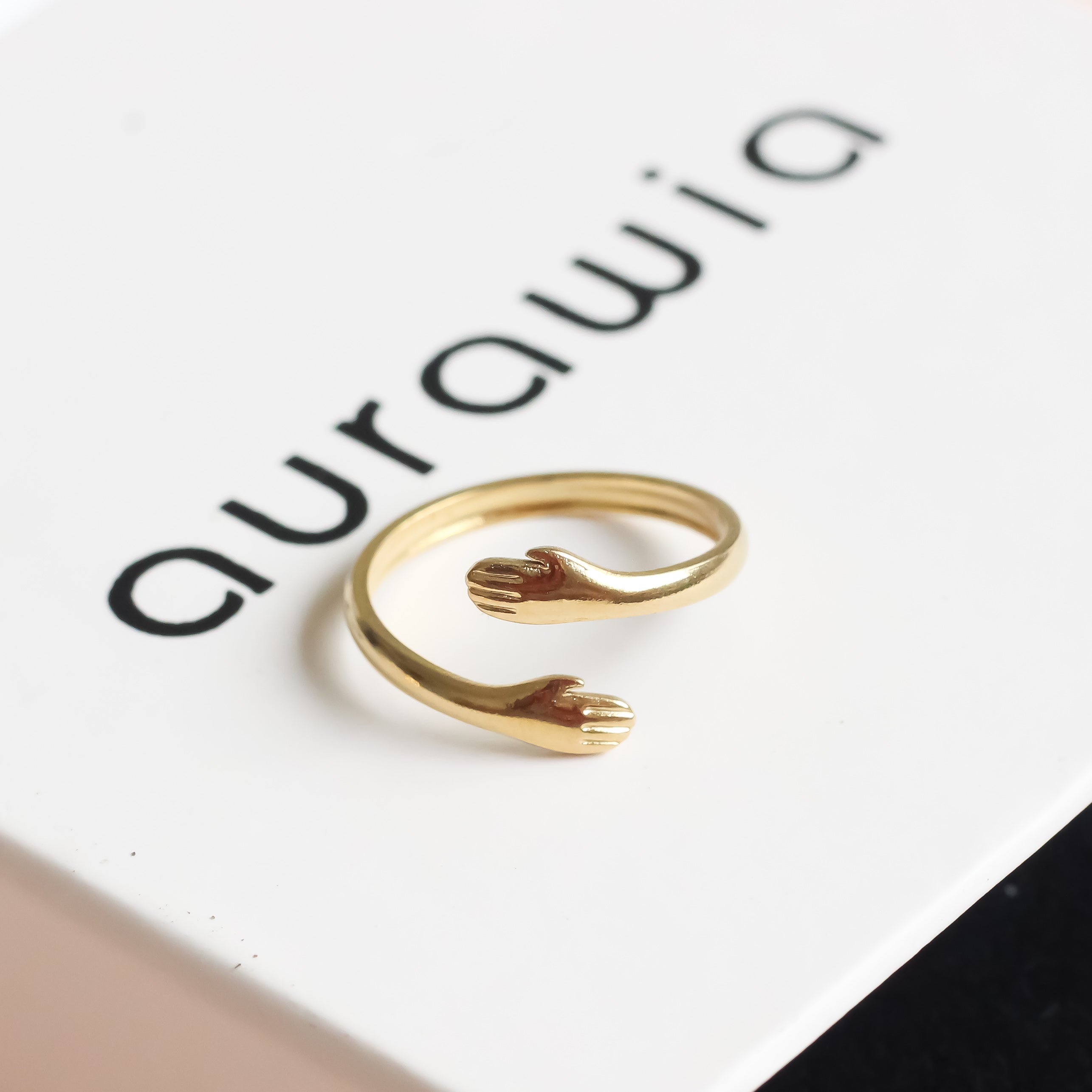 Love Hug Ring | Adjustable Ring