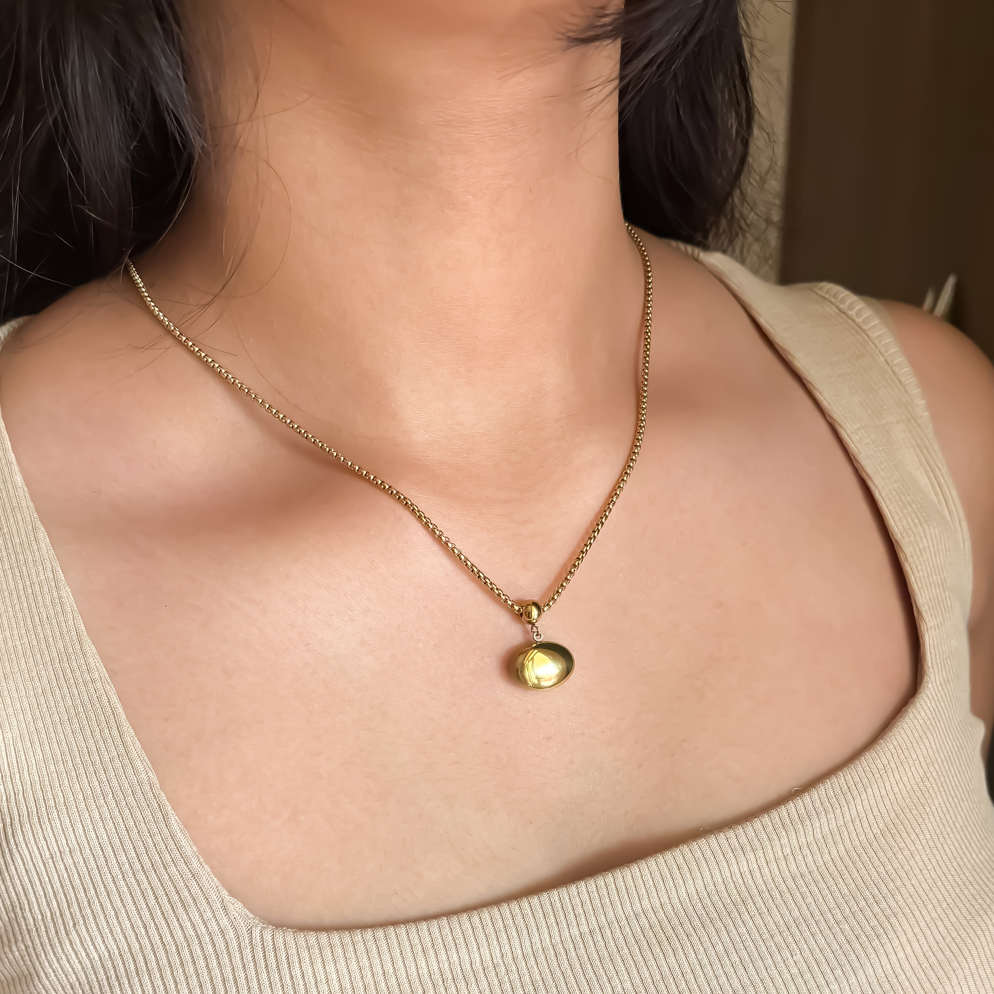 Dainty Dot Necklace