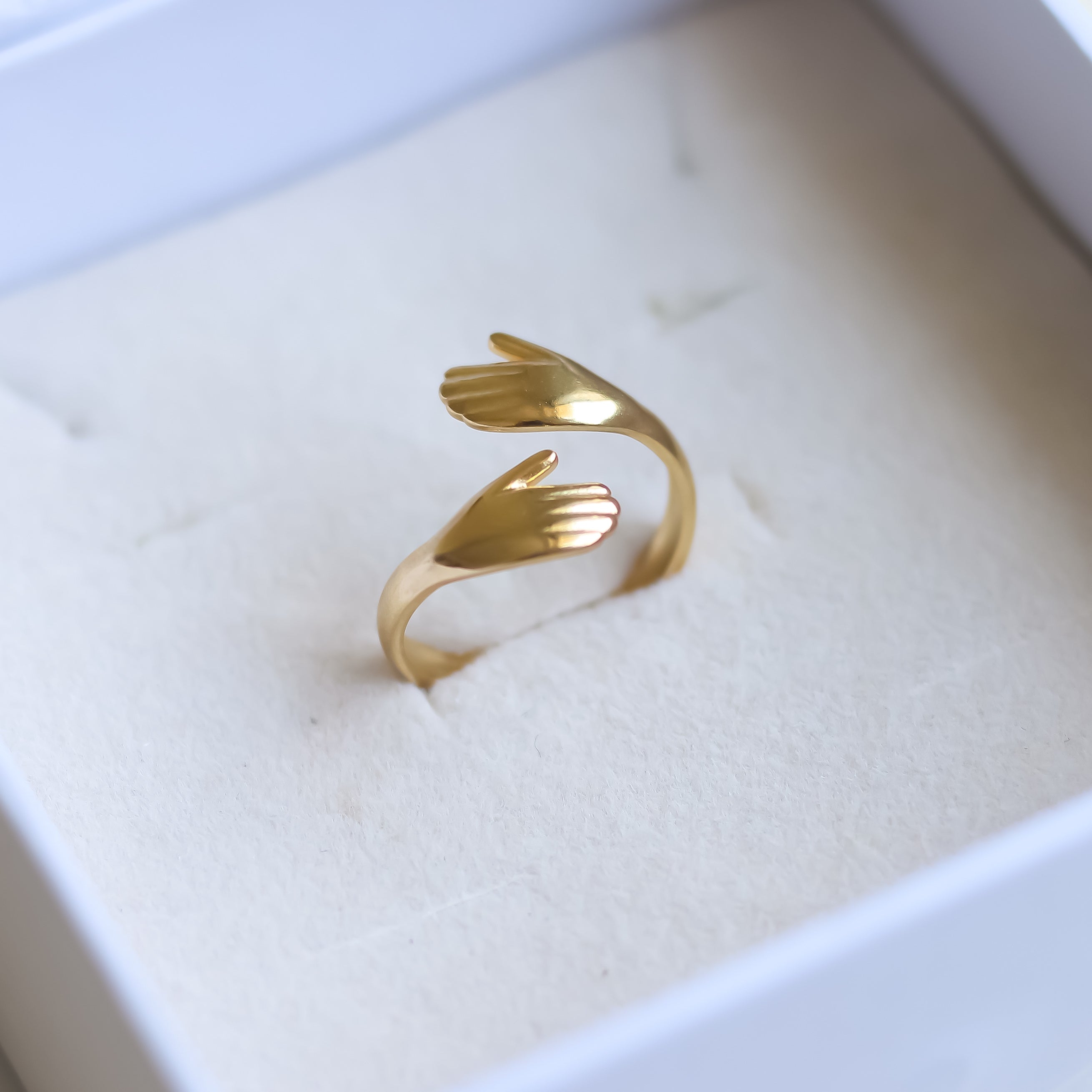 Love Hug Ring | Adjustable Ring