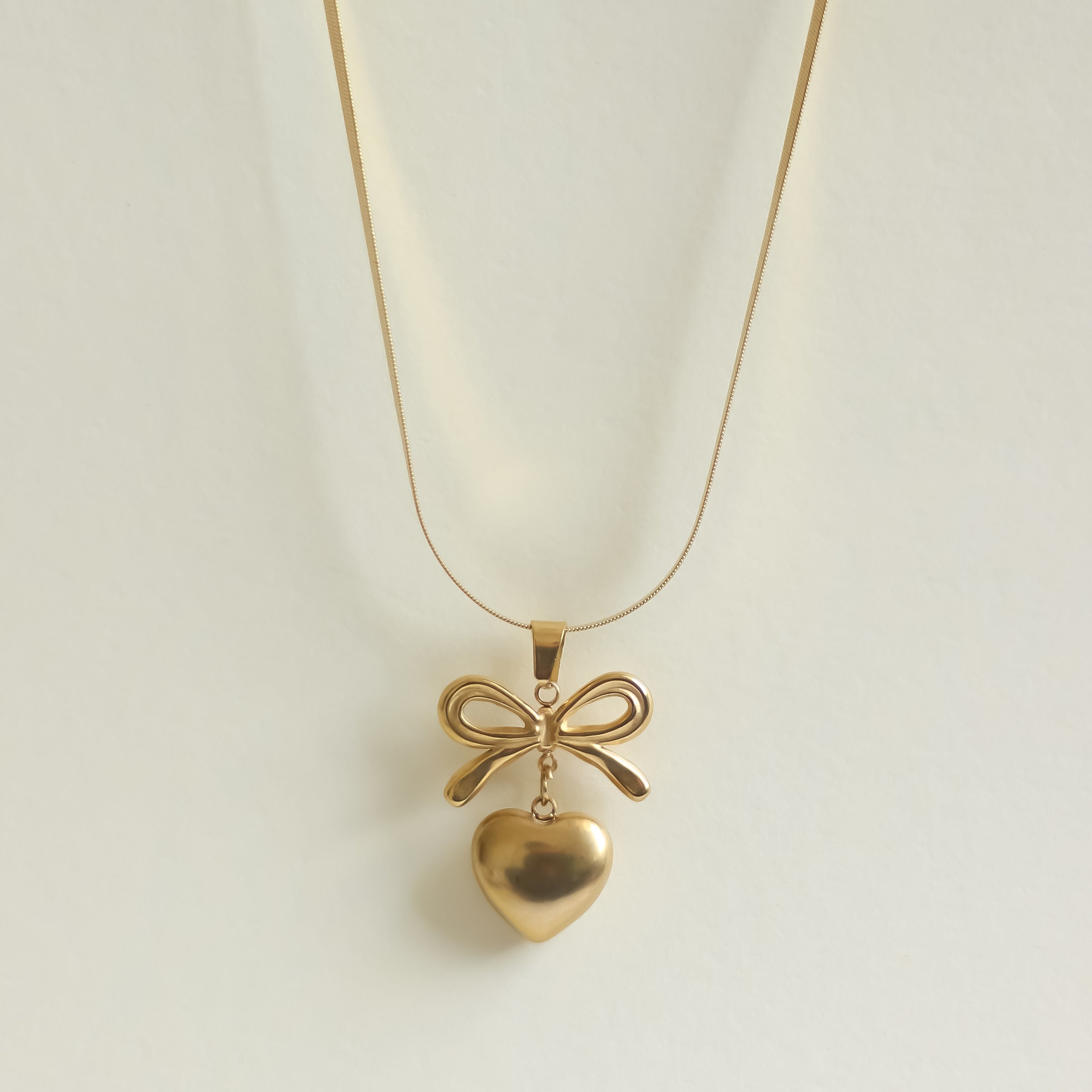 Bow Heart Necklace | Snake Chain