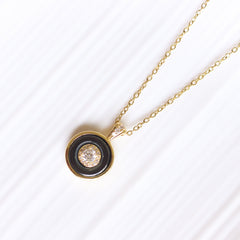 Oluv Necklace