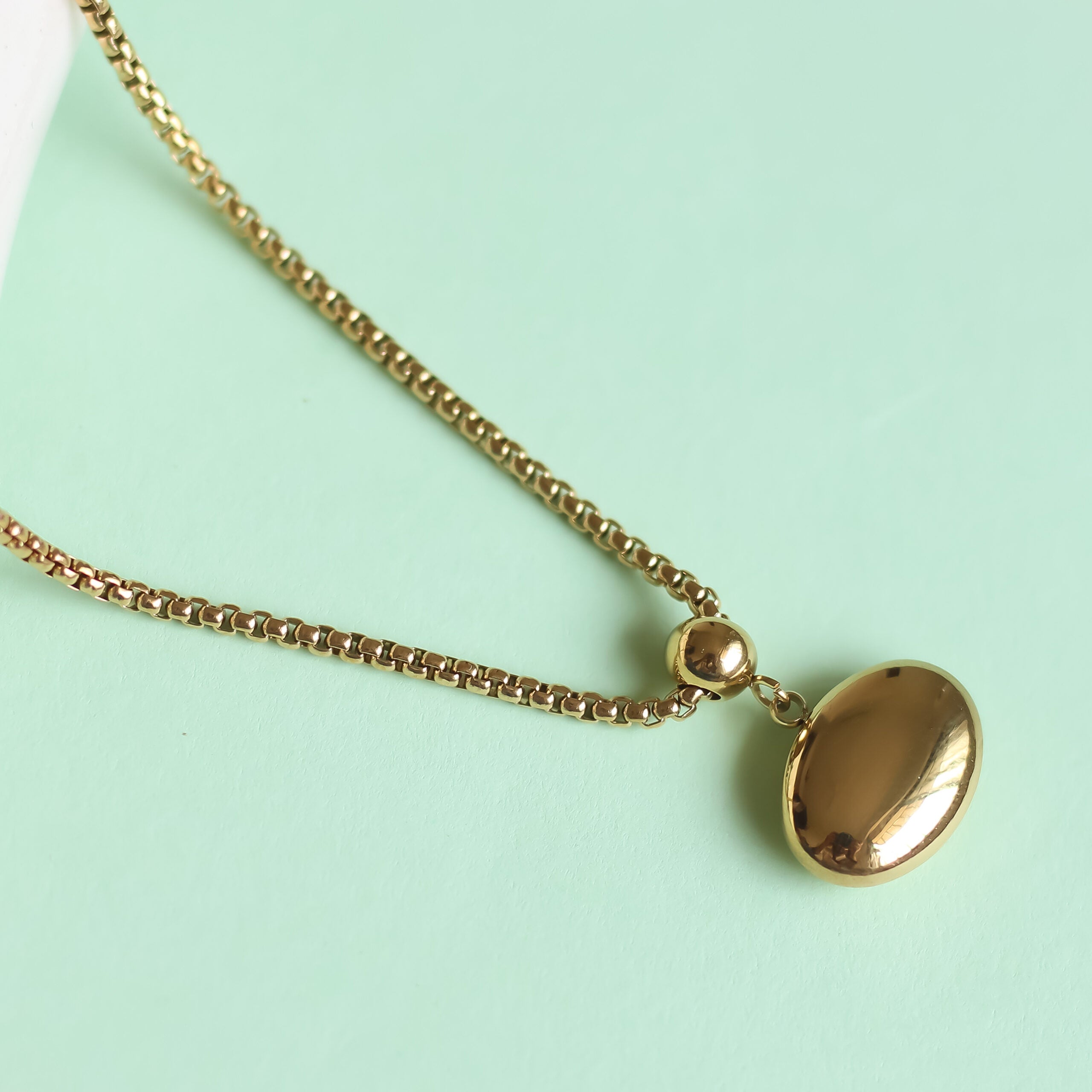 Dainty Dot Necklace