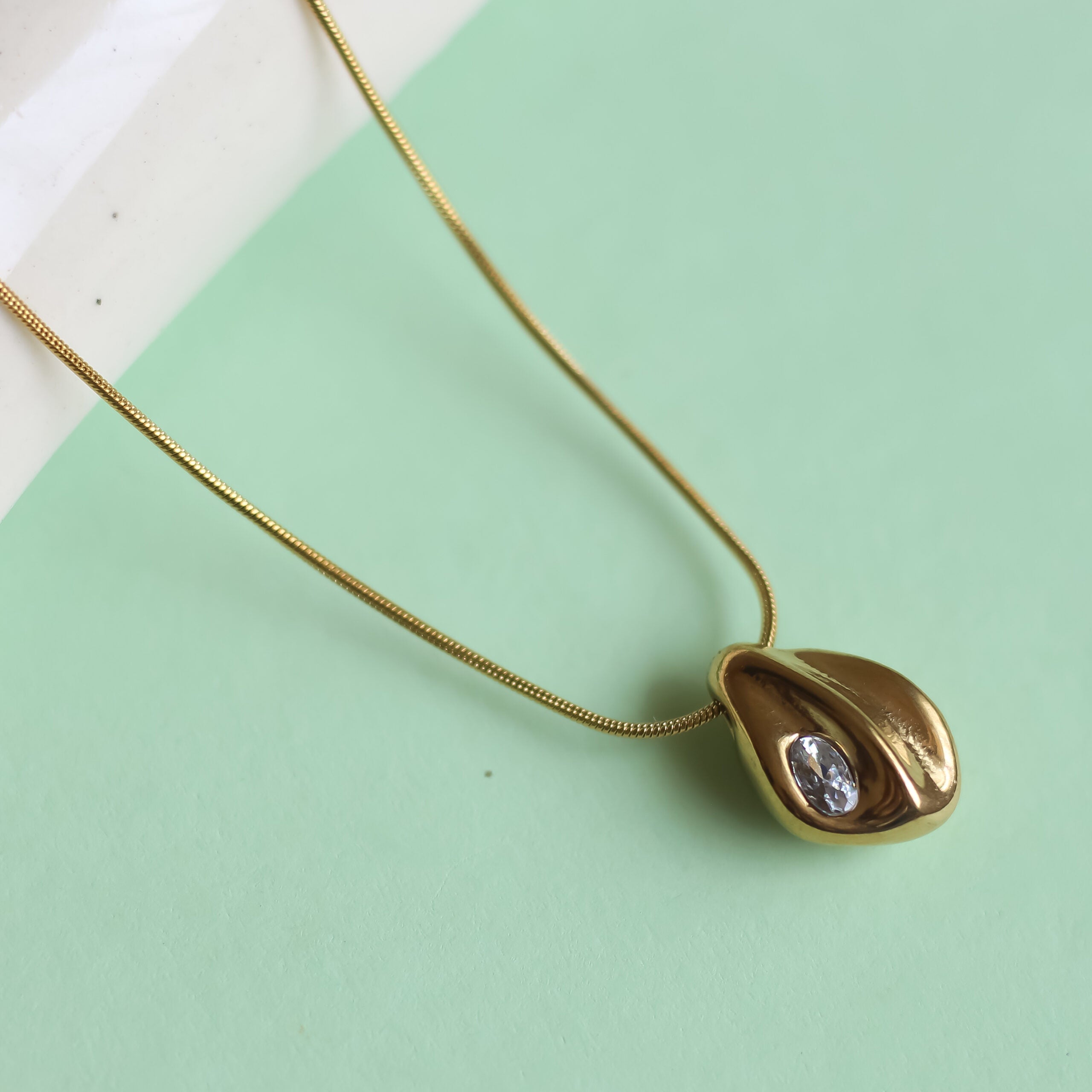 Pebble Necklace