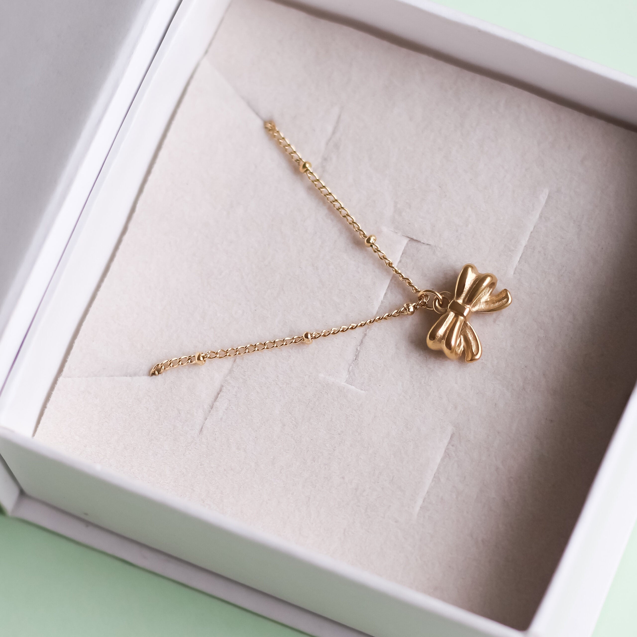 Dainty Bow Necklace