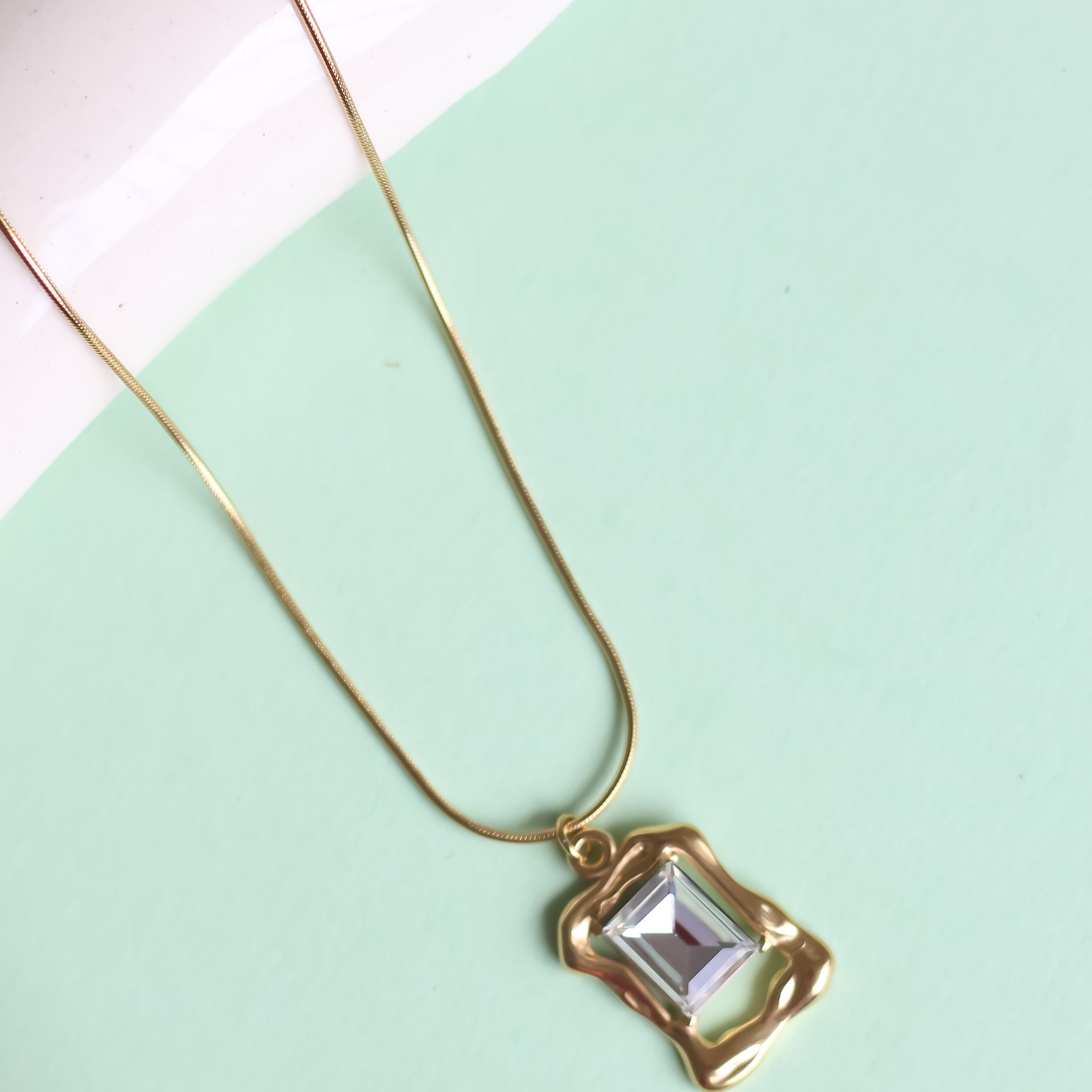 Cubic Frame Necklace