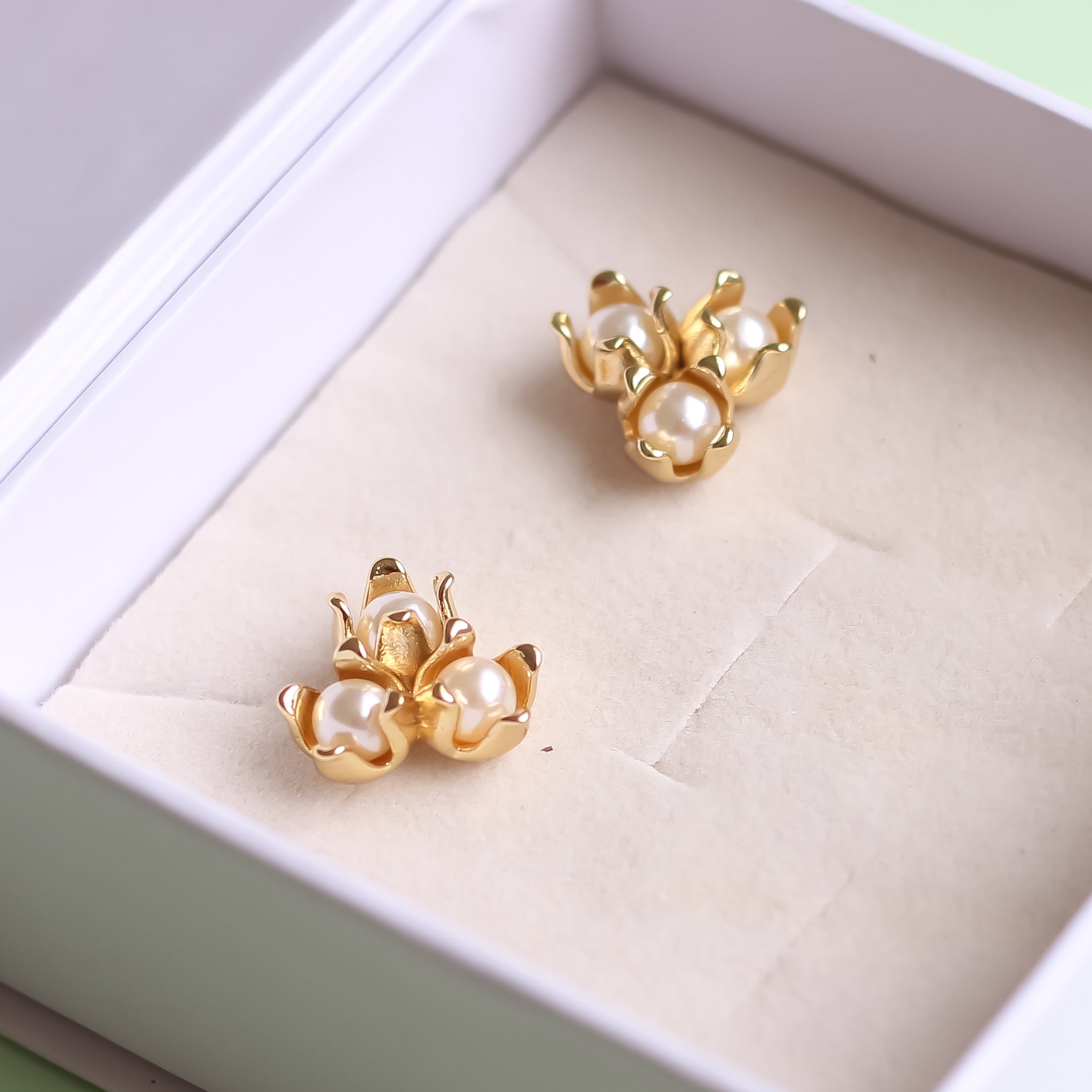 Pearl Floral Studs