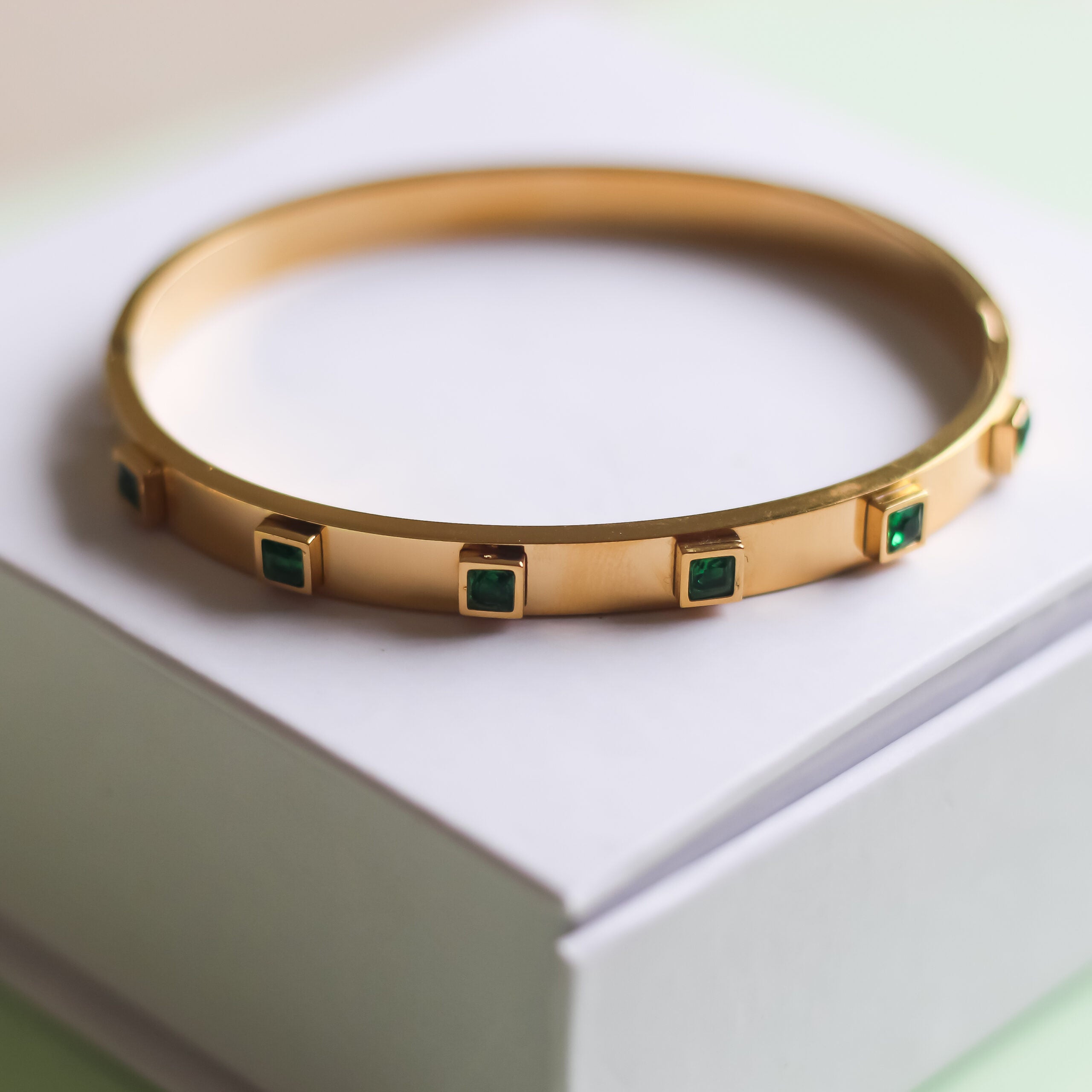 Emerald Stone Bangle