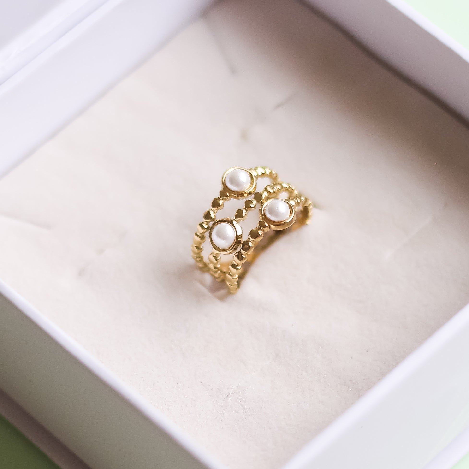 Dalma Pearl Ring