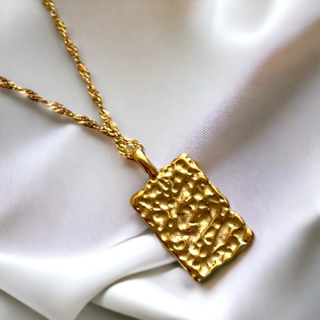 Blooming Rectangle Gold Pendant Chain