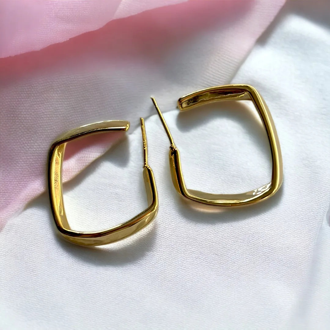 Square Bold Hoops